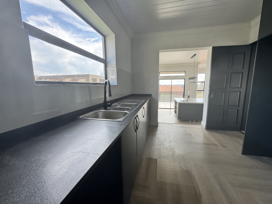 4 Bedroom Property for Sale in Wilkoppies North West